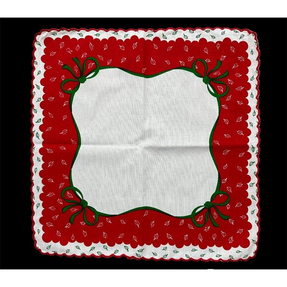 Vintage Christmas Napkins Bows Holly Leaves Red White Scalloped Edge Set of 4 - Picture 2 of 9